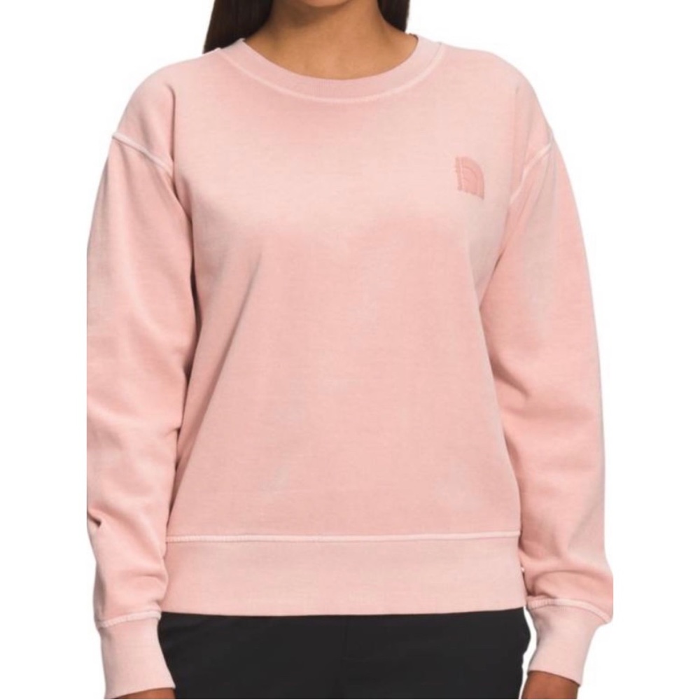 The North Face Women Sweater. Relaxed Fit. Impatiens Pink